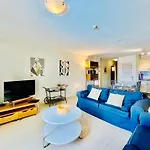 Poolside Paradise * Costa Adeje (Tenerife)