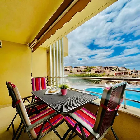 Poolside Paradise * Costa Adeje (Tenerife)