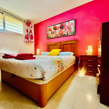 Poolside Paradise * Costa Adeje (Tenerife)