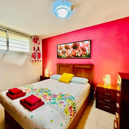 Poolside Paradise * Costa Adeje (Tenerife)