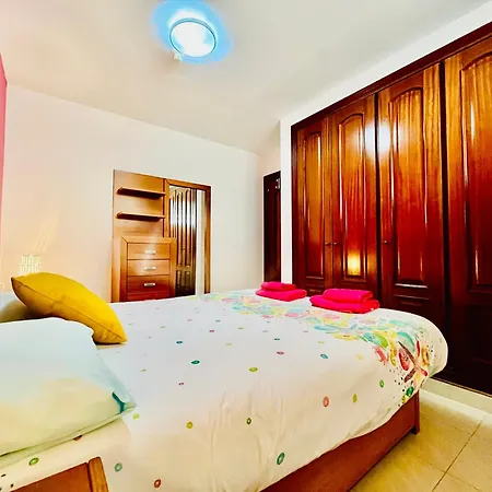 Poolside Paradise Apartment *