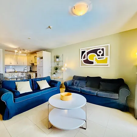 Apartamento Poolside Paradise *