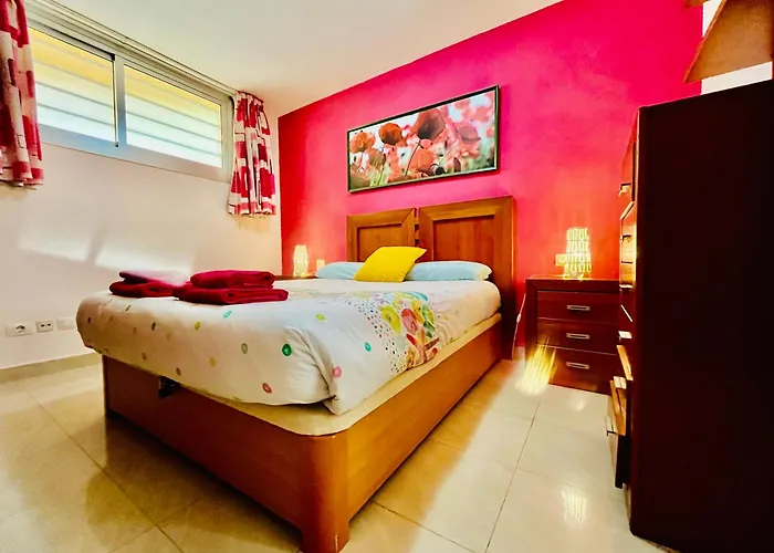 Poolside Paradise * 아데제